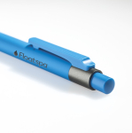 Bolígrafo de aluminio engomado con clip de plástico y tinta azul color azul claro