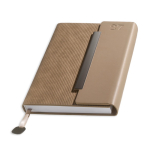 Agenda diaria de piel sintética, textura acanalada y cierre magnético A5 color beige