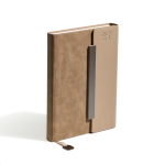 Agenda diaria de piel sintética, textura acanalada y cierre magnético A5 color beige