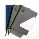 Agenda de piel sintética con solapa triangular magnética A5 color gris oscuro