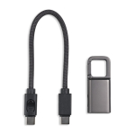 Llavero de plástico reciclado con cable USB-C y carga rápida 60W color negro