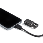 Llavero de plástico reciclado con cable USB-C y carga rápida 60W color negro