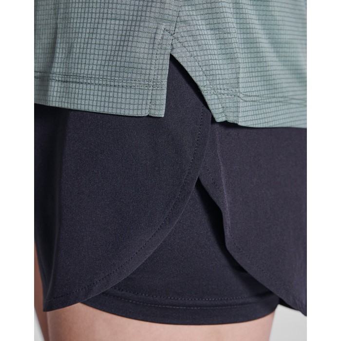 Polo técnico para mujer de poliéster reciclado 125 g/2 Roly Direct Tormo color verde oliva vista detalle 2