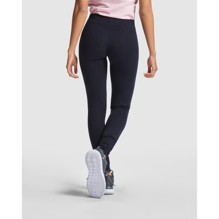 Leggins largos de algodón extra suaves 270 g/m2 Roly Direct Leire color azul marino cuarta vista de uso Leggins largos de algodón extra suaves 270 g/m2 Roly Direct Leire color azul marino cuarta vista de uso