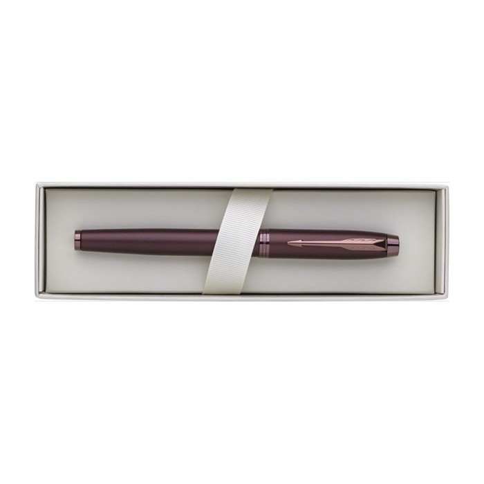 Roller metálico monocromático con estuche tinta negra Parker color burdeos tercera vista Roller metálico monocromático con estuche tinta negra Parker color burdeos tercera vista