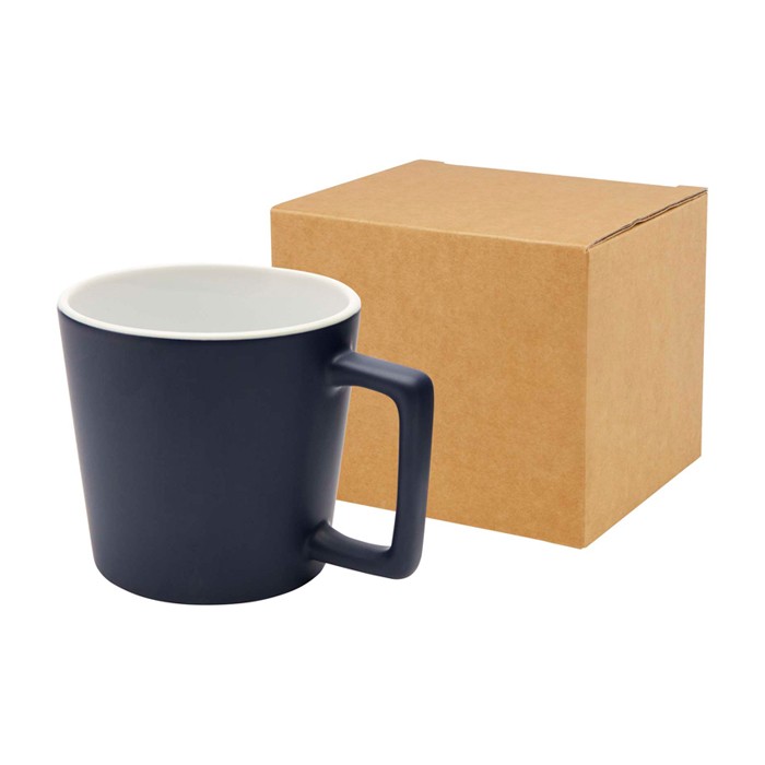 Taza de cerámica con acabado mate y asa en forma cuadrada 370ml color azul marino Taza de cerámica con acabado mate y asa en forma cuadrada 370ml color azul marino