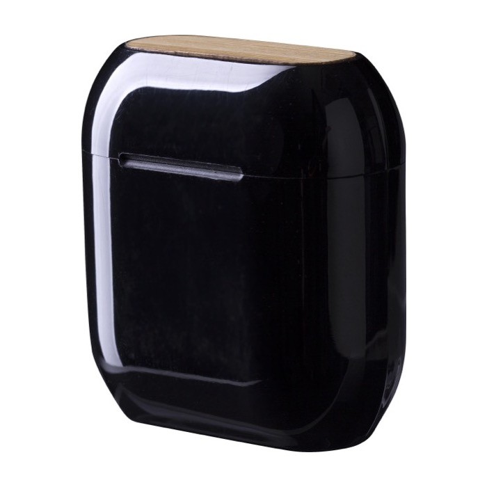 Auriculares presentados en estuche a juego con cargador USB-C cuarta vista Auriculares presentados en estuche a juego con cargador USB-C cuarta vista