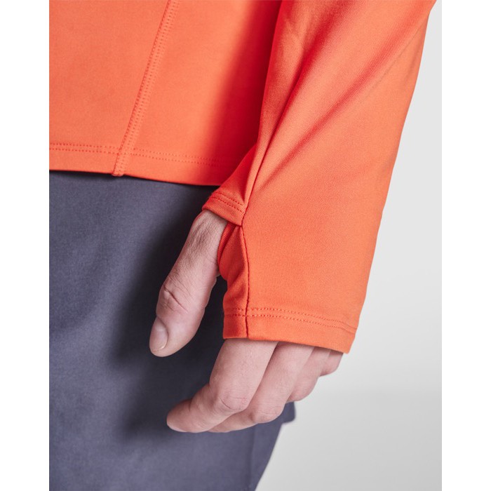 Sudadera técnica de poliéster reciclado 200 g/m2 Roly Direct Estambul color naranja oscuro vista detalle 2