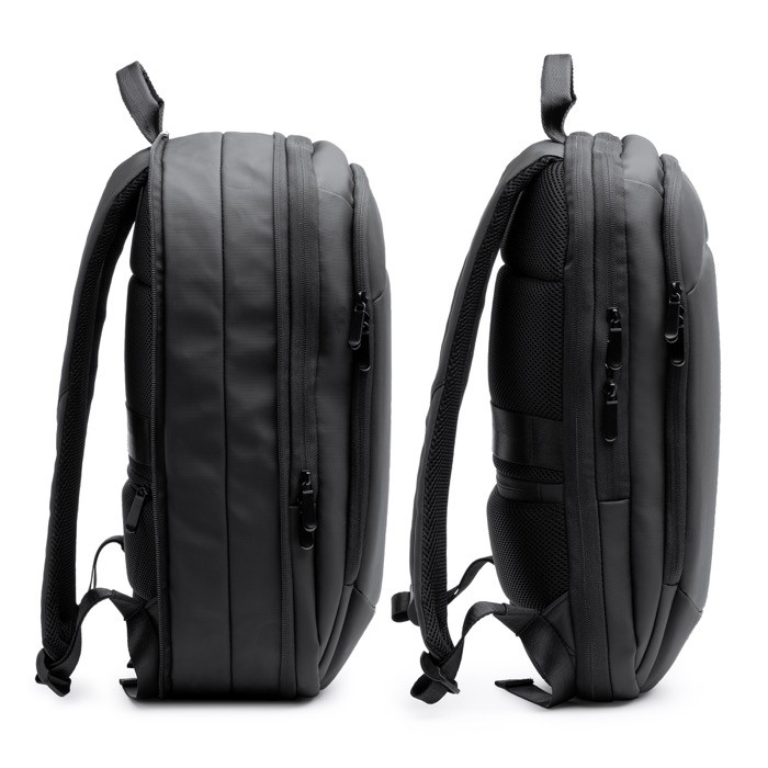 Mochila antirobo de cuero sintético ideal para llevar tu portátil 14” color negro vista detalle 5