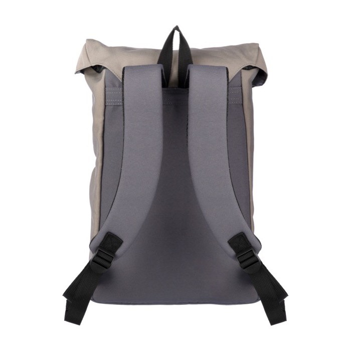 Mochila tricolor para portátil con cierre de hebilla y cordón 15'' color marrón grisáceo cuarta vista Mochila tricolor para portátil con cierre de hebilla y cordón 15'' color marrón grisáceo cuarta vista