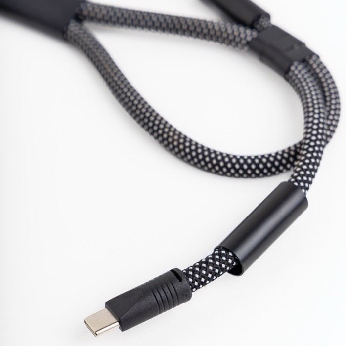 Lanyard de muñeca de PVC y nailon con carga rápida USB-C para móvil Lanyard de muñeca de PVC y nailon con carga rápida USB-C para móvil