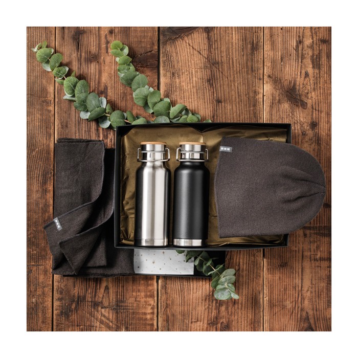 Gorro de punto elástico acanalado de doble capa Elevate Life color blanco