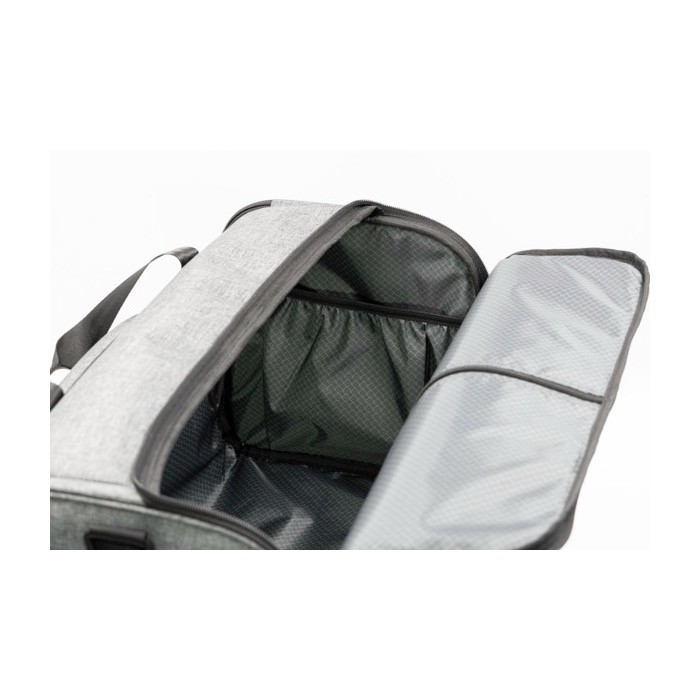 Bolsa para viaje de poliéster reciclado y correa para trolley décima vista Bolsa para viaje de poliéster reciclado y correa para trolley décima vista