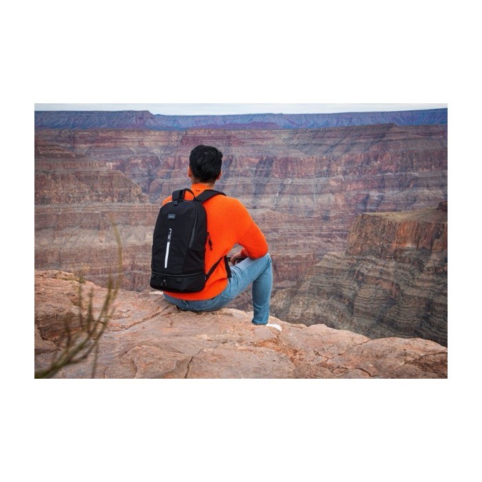 Mochila de RPET para portátil de interior isotérmico 15.6'' octava vista Mochila de RPET para portátil de interior isotérmico 15.6'' octava vista