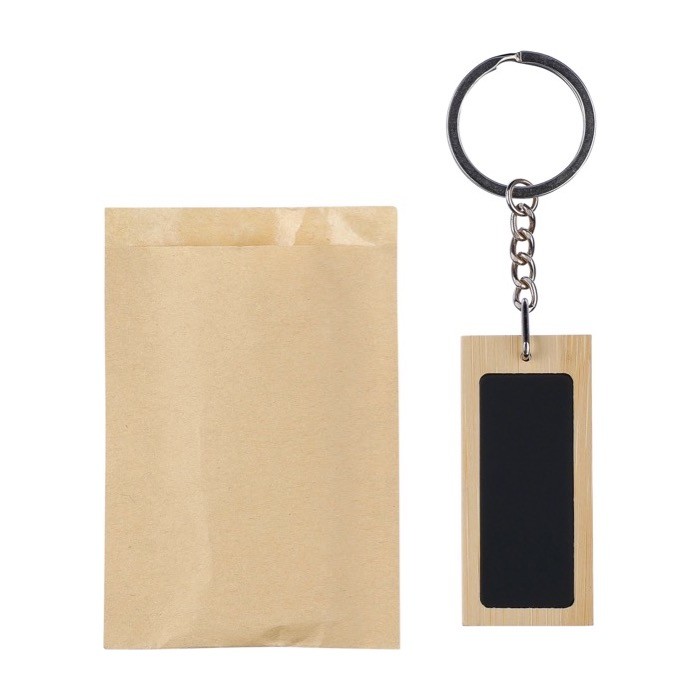 Llavero rectangular de bambú con superficie negra para personalizar quinta vista Llavero rectangular de bambú con superficie negra para personalizar quinta vista