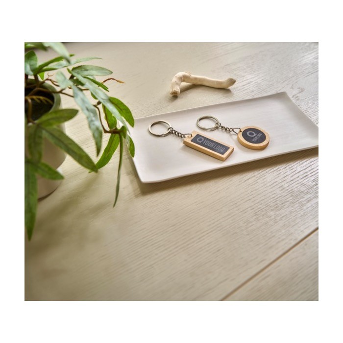 Llavero rectangular de bambú con superficie negra para personalizar séptima vista Llavero rectangular de bambú con superficie negra para personalizar séptima vista