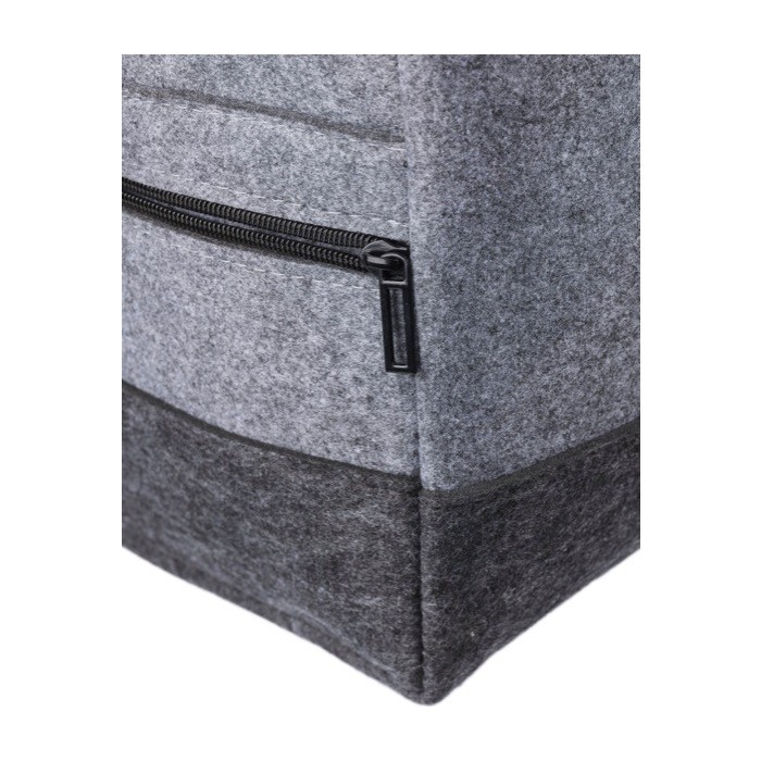 Bolsa de deporte de fieltro RPET con pequeño compartimiento delante décima vista Bolsa de deporte de fieltro RPET con pequeño compartimiento delante décima vista