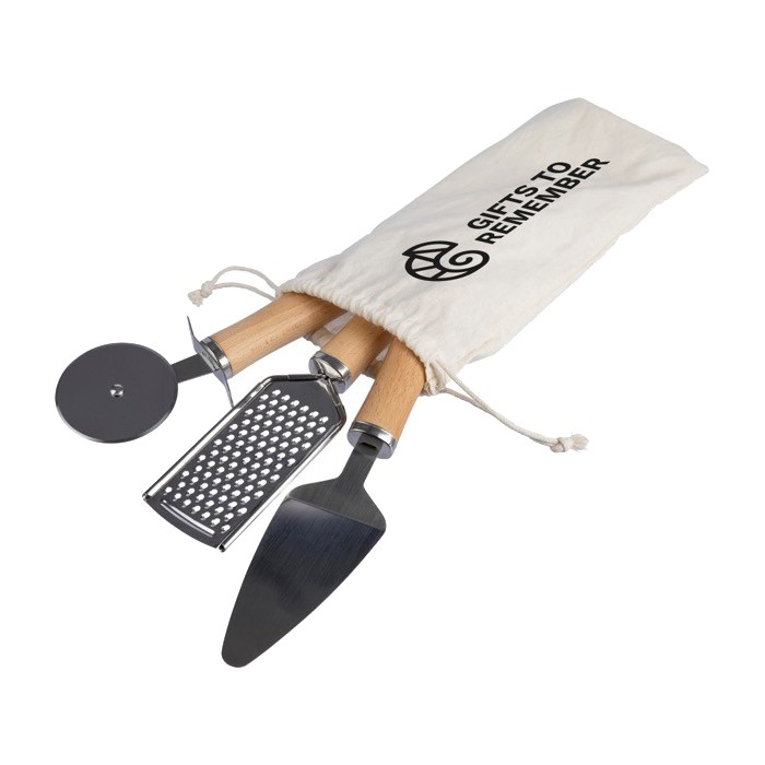 Rallador, espátula para tartas y cortador de pizza en bosa de algodón cuarta vista Rallador, espátula para tartas y cortador de pizza en bosa de algodón cuarta vista