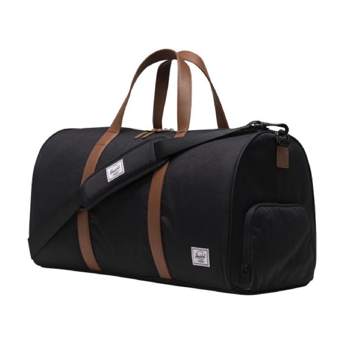 Bolsa de viaje Herschel Novel™ reciclada con hueco para zapatos color negro Bolsa de viaje Herschel Novel™ reciclada con hueco para zapatos color negro