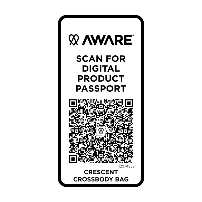 Bandolera de material reciclado con bolsillo principal amplio color azul marino segunda vista