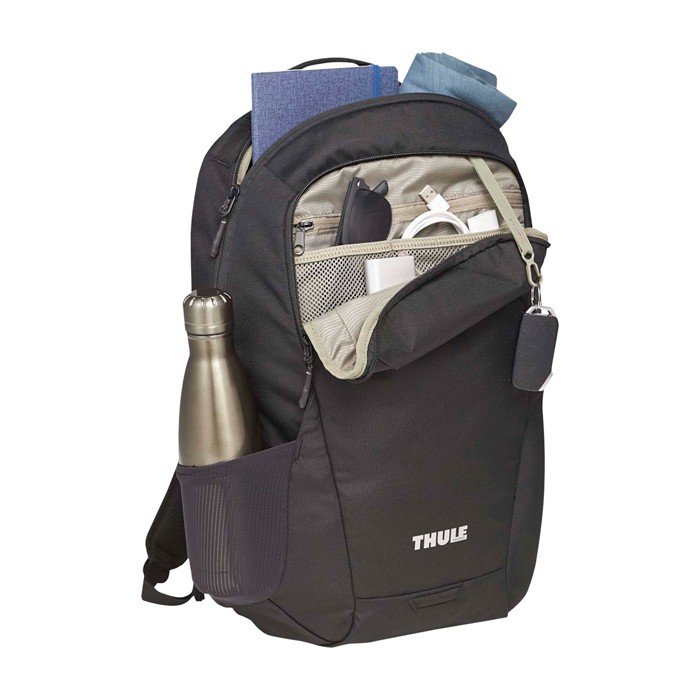 Mochila reciclada para PC con bolsillo frontal Thule Lumion 16” color negro segunda vista Mochila reciclada para PC con bolsillo frontal Thule Lumion 16” color negro segunda vista