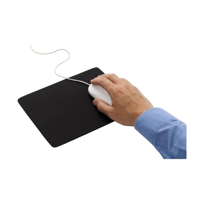 Alfombrilla serigrafiada con logo color negro segunda vista