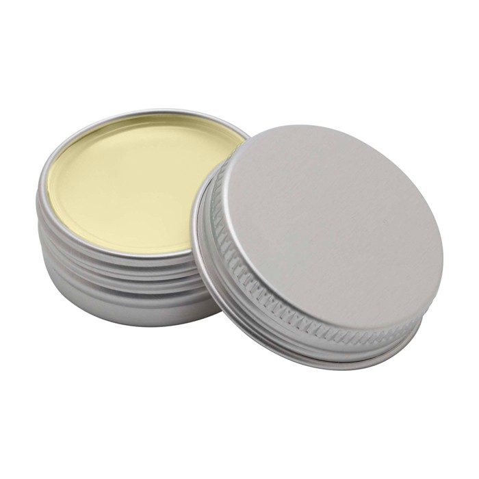 Bálsamo labial con carcasa de aluminio y protección FPS 15 color beige Bálsamo labial con carcasa de aluminio y protección FPS 15 color beige