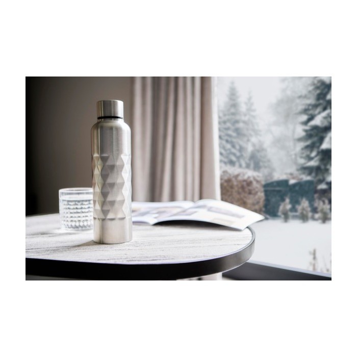 Botella de acero inoxidable con textura geométrica 800ml quinta vista Botella de acero inoxidable con textura geométrica 800ml quinta vista