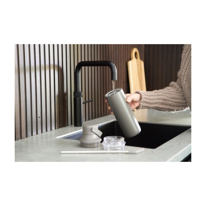 Botella de acero inoxidable con doble tipo de tapa 500ml Botella de acero inoxidable con doble tipo de tapa 500ml