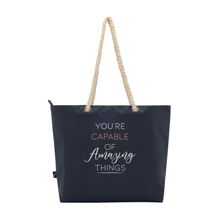 Bolsa de playa de poliéster reciclado con asas de cordón 23L color azul marino vista trasera con logo