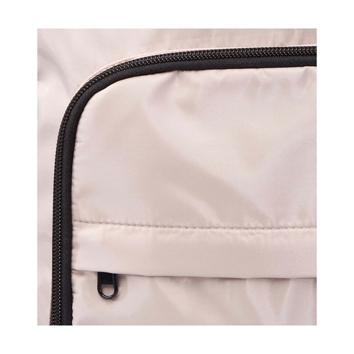 Mochila para portátil de poliéster reciclado con bolsillo PC 15” color marfil vista detalle 1 Mochila para portátil de poliéster reciclado con bolsillo PC 15” color marfil vista detalle 1