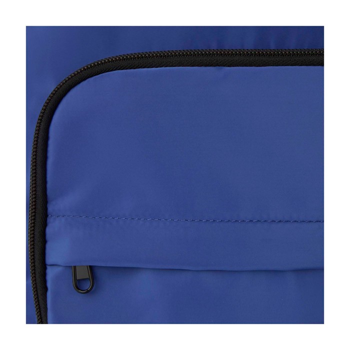 Mochila para portátil de poliéster reciclado con bolsillo PC 15” color azul real vista detalle 1 Mochila para portátil de poliéster reciclado con bolsillo PC 15” color azul real vista detalle 1