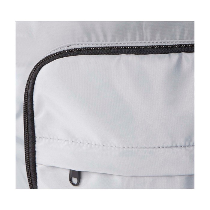 Mochila para portátil de poliéster reciclado con bolsillo PC 15” color gris vista detalle 1 Mochila para portátil de poliéster reciclado con bolsillo PC 15” color gris vista detalle 1