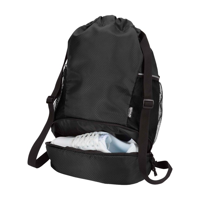 Bolsa sport con tejido reciclado impermeable y zapatero 18L color negro segunda vista Bolsa sport con tejido reciclado impermeable y zapatero 18L color negro segunda vista
