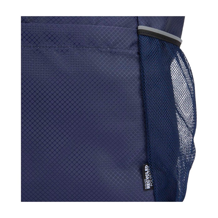 Bolsa de yoga con tejido ripstop reciclado e impermeable 18L color azul marino vista detalle 1 Bolsa de yoga con tejido ripstop reciclado e impermeable 18L color azul marino vista detalle 1