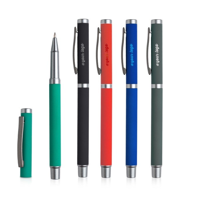 Roller metálico con acabado de goma y tapón con clip tinta azul