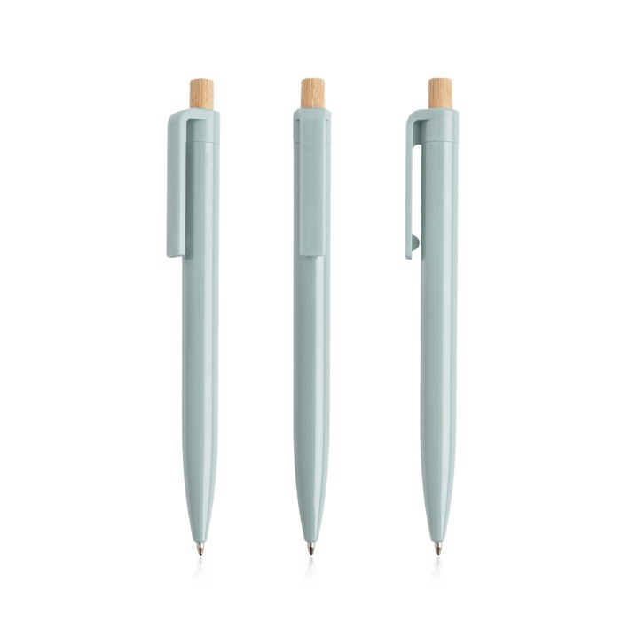 Bolígrafo de plástico reciclado con botón de bambú tinta azul color azul claro Bolígrafo de plástico reciclado con botón de bambú tinta azul color azul claro