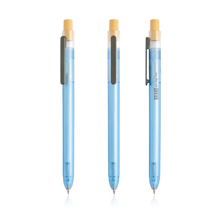 Bolígrafo de plástico de océanos con pulsador de bambú tinta azul color turquesa vista con logo impreso Bolígrafo de plástico de océanos con pulsador de bambú tinta azul color turquesa vista con logo impreso