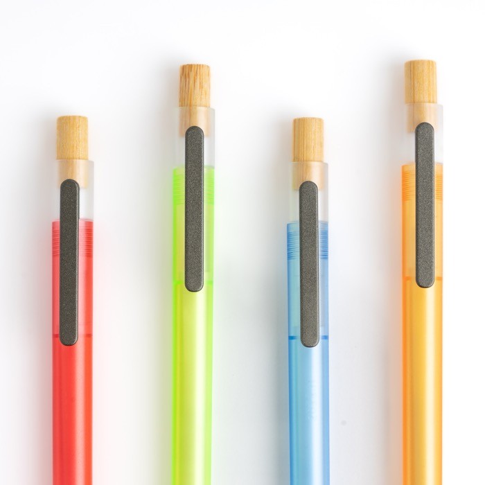 Bolígrafo de plástico de océanos con pulsador de bambú tinta azul vista 2 Bolígrafo de plástico de océanos con pulsador de bambú tinta azul vista 2