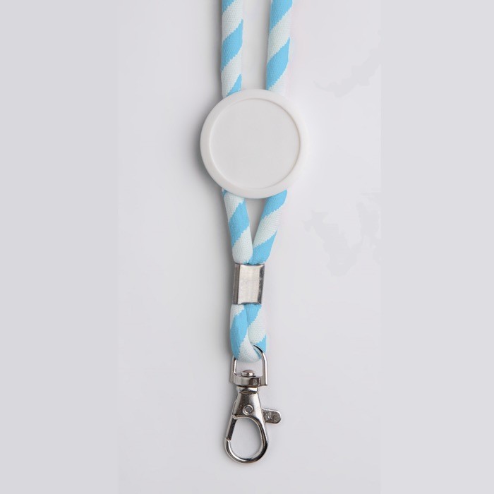 Lanyard tubular de políester con diseño de rayas de colores vista detalle 4 Lanyard tubular de políester con diseño de rayas de colores vista detalle 4