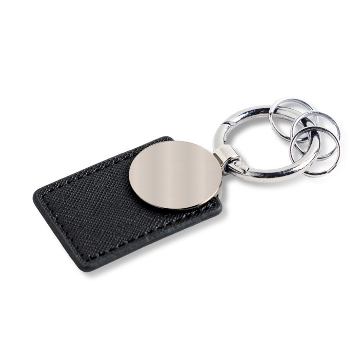 Llavero con 3 minianillas de fácil apertura con parche incorporado vista 1 Llavero con 3 minianillas de fácil apertura con parche incorporado vista 1