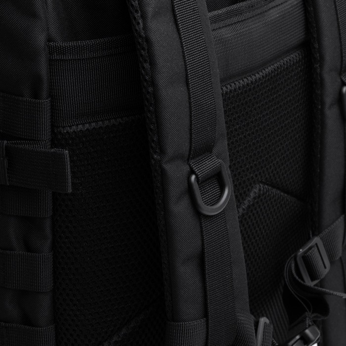 Mochila deportiva crossfit de poliéster con bolsillo antirrobo color negro vista detalle 1