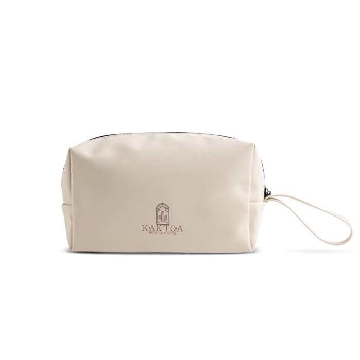 Neceser de cuero sintético con bolsillo principal con cremallera color beige vista con logo impreso