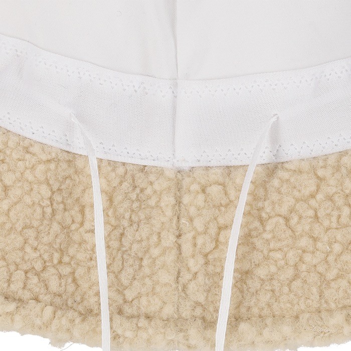 Gorro de sherpa y suave tacto con cordón ajustable interno tercera vista Gorro de sherpa y suave tacto con cordón ajustable interno tercera vista