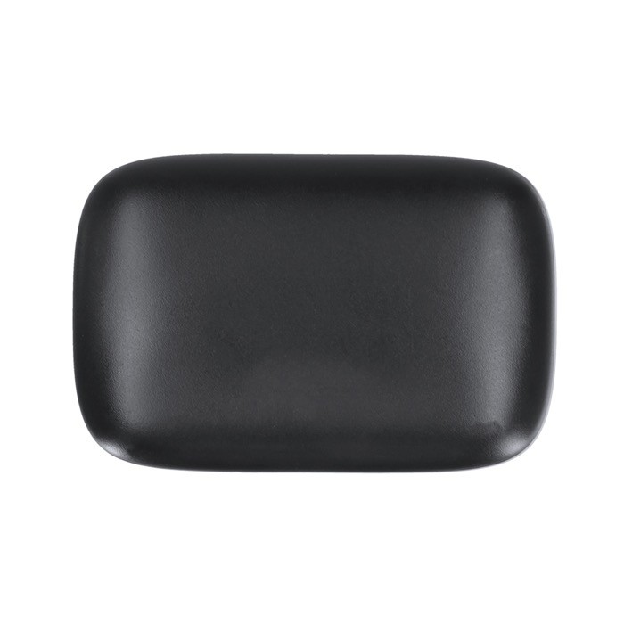 Auriculares en estuche blanco con función extra de powerbank color negro primera vista Auriculares en estuche blanco con función extra de powerbank color negro primera vista