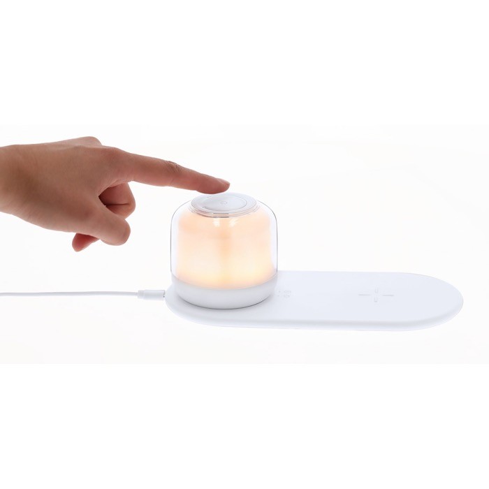 Cargador inalámbrico con lámpara de luz blanca y multicolor 15W séptima vista Cargador inalámbrico con lámpara de luz blanca y multicolor 15W séptima vista