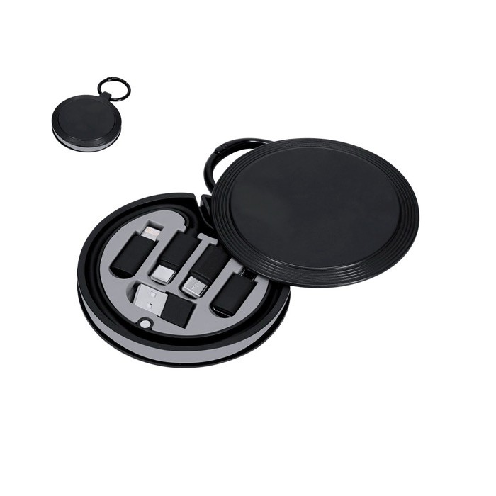 Estuche con mosquetón con distintos cables cargadores dentro