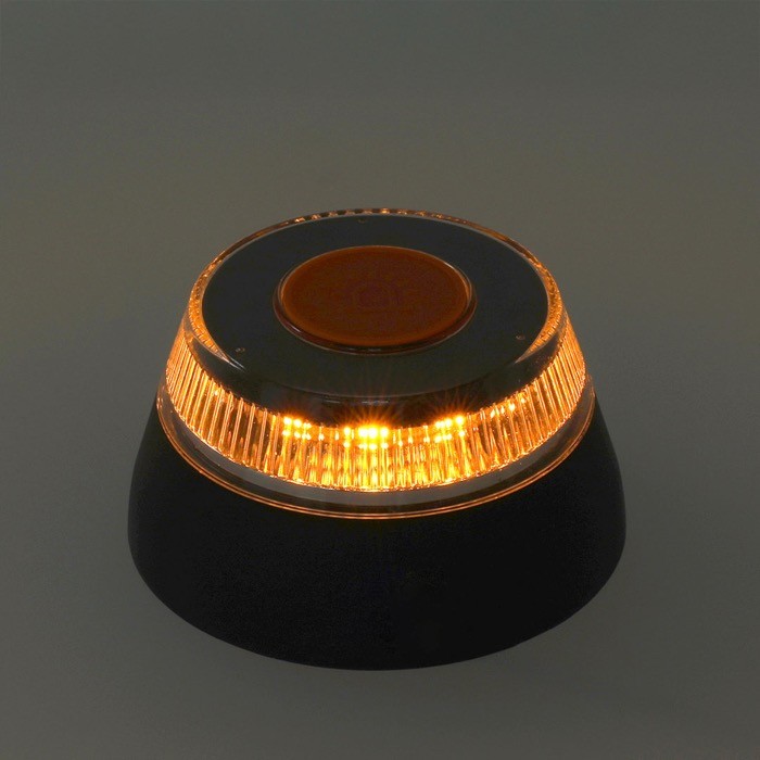 Luz de emergencia con geolocalización y base de fijación magnética color negro Luz de emergencia con geolocalización y base de fijación magnética color negro