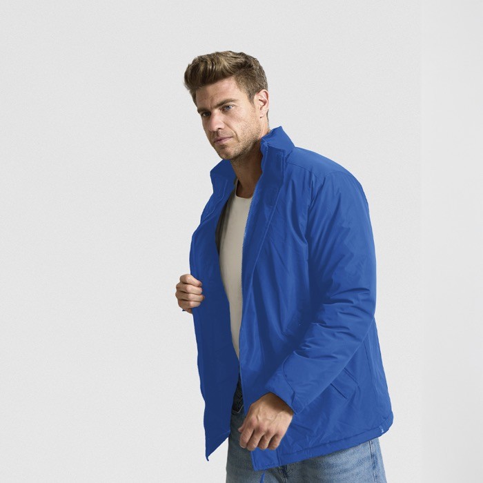 Parka de RPET acolchada resistente al viento y al agua MKT Oceanía Parka de RPET acolchada resistente al viento y al agua MKT Oceanía