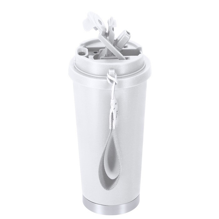 Vaso take away de acero inox reciclado con cinta de transporte 500ml vista de ambiente